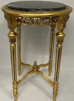 Casa Padrino Barock Beistelltisch Gold / Schwarz - Handgefertigter Antik Stil Massivholz Tisch mit Marmorplatte - Wohnzimmer Möbel im Barockstil - Antik Stil Möbel - Barock Möbel