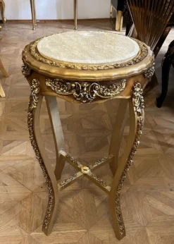 Casa Padrino Barock Beistelltisch mit Marmorplatte Gold / Creme H. 73 cm