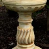 Casa Padrino Barock Blumentopf mit Sockel Weiß / Beige Ø 40 x H. 65 cm - Runder Prunkvoller Pflanzentopf im Barockstil - Blumenkübel - Pflanzkübel