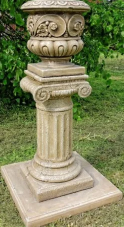 Casa Padrino Barock Blumentopf mit Säule Grau Ø 39 x H. 110 cm - Prunkvoller Pflanzentopf mit Gartensäule im Barockstil - Barock Garten Deko Accessoires