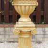 Casa Padrino Barock Blumentopf mit Säule Beige Ø 48 x H. 99 cm - Prunkvoller Pflanzentopf mit Gartensäule im Barockstil - Barock Garten Deko Accessoires