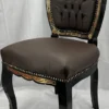 Casa Padrino Barock Boulle Esszimmer Stuhl Braun / Schwarz / Rot / Gold - Prunkvoller Stuhl mit edlem Kunstleder - Esszimmer Möbel im Barockstil - Barock Interior - Barock Boulle Möbel