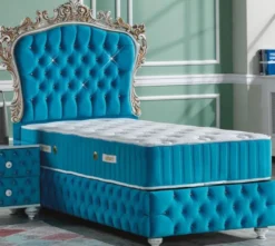 Casa Padrino Barock Einzelbett Türkis / Weiß / Antik Gold - Prunkvolles Samt Bett mit Glitzersteinen und Matratze