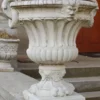 Casa Padrino Barock Garten Deko Blumentopf Weiß / Grau 73 x 67 x H. 70 cm - Prunkvoller Pflanzentopf im Barockstil - Barock Garten Deko - Barock Terrassen Deko - Barock Deko Accessoires