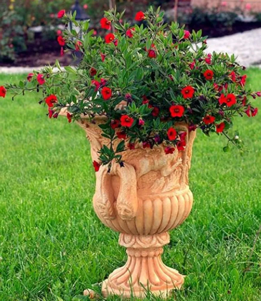 Casa Padrino Barock Gartendeko Blumentopf Beige Ø 40 x H. 58 cm - Prunkvoller Pflanzentopf im Barockstil - Barock Garten Deko Accessoires