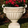 Casa Padrino Barock Garten Deko Blumentopf Sandfarben 44 x H. 44 cm - Prunkvoller Pflanzentopf im Barockstil - Barock Garten Deko - Barock Terrassen Deko - Barock Deko Accessoires