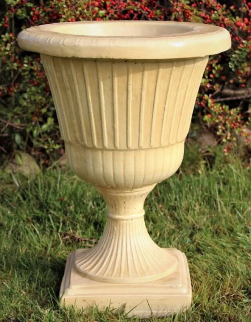 Casa Padrino Barock Garten Deko Blumentopf Sandfarben Ø 39 x H. 52 cm - Runder Pflanzentopf im Barockstil - Barock Garten Deko - Barock Terrassen Deko - Barock Deko Accessoires