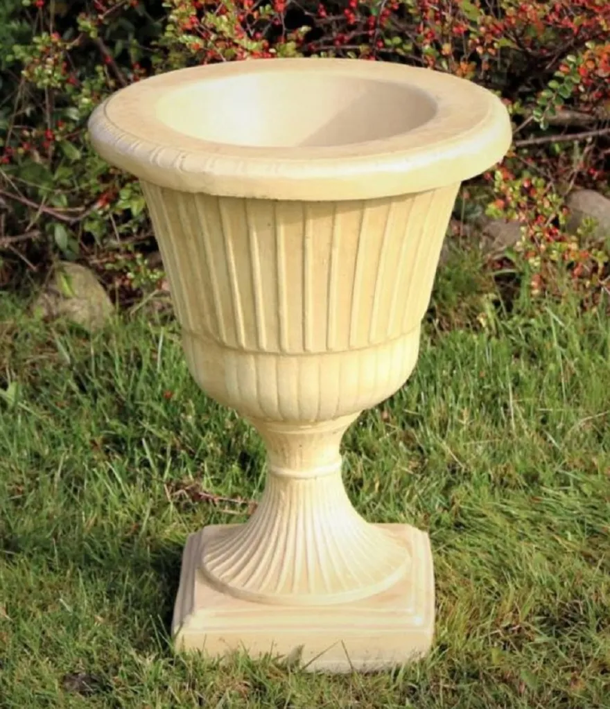 Casa Padrino Barock Garten Deko Blumentopf Sandfarben Ø 39 x H. 52 cm - Runder Pflanzentopf im Barockstil - Barock Garten Deko - Barock Terrassen Deko - Barock Deko Accessoires