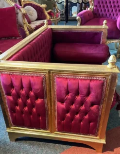 Casa Padrino Barock Hundebett Lila / Gold - Handgefertigtes Antik Stil Hundebett - Prunkvolle Hunde Möbel im Barockstil - Antik Stil Tiermöbel - Barock Tiermöbel