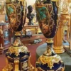 Casa Padrino Barock Keramik Vasen mit Sockel Kobaltblau / Gold 60 x 60 x H. 215 cm - Prunkvolles Deko Set - Hotel & Restaurant Deko Accessoires