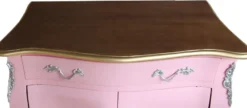 Casa Padrino Barock Kommode Rosa / Braun mit einer Schublade und 2 Türen H. 88 cm - Handgefertigt aus Massivholz- Limited Edition