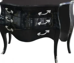 Casa Padrino Barock Kommode Schwarz Hochglanz 122 cm mit silbernen Metallapplikationen - Antik Stil