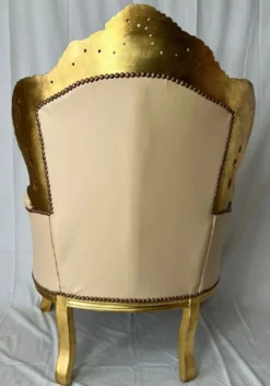 Casa Padrino Barock Kunstleder Sessel Beige / Gold - Barock Wohnzimmer Möbel