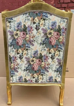 Casa Padrino Barock Ohrensessel Mehrfarbig / Gold - Handgefertigter Antik Stil Wohnzimmer Sessel mit Blumenmuster - Antik Stil Möbel - Barock Wohnzimmer Möbel
