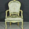 Casa Padrino Barock Salon Stuhl Medaillon Mod1 mit Armlehnen Hellgrün / Gold - Antikstil Stuhl - 67 x 68 x 98 cm
