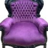 Casa Padrino Barock Samt Sessel Lila / Schwarz - Handgefertigter Massivholz Wohnzimmer Sessel - Antik Stil Wohnzimmer Sessel - Wohnzimmer Möbel im Barockstil - Barock Möbel