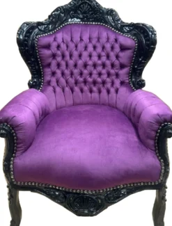 Casa Padrino Barock Samt Sessel Lila / Schwarz - Handgefertigter Massivholz Wohnzimmer Sessel - Antik Stil Wohnzimmer Sessel - Wohnzimmer Möbel im Barockstil - Barock Möbel