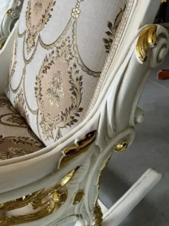 Casa Padrino Barock Schaukelsessel Grau / Braun / Creme / Weiß / Gold - Handgefertigter Schaukelstuhl mit Armlehnen und Fußstütze - Barock Möbel - Wohnzimmer Möbel im Barockstil