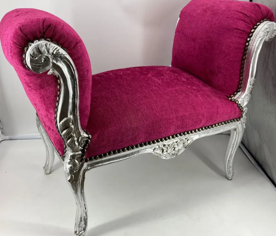 Casa Padrino Barock Schemel Lila / Silber - Handgefertigter Antik Stil Hocker - Barockstil Hocker - Barock Wohnzimmer Möbel