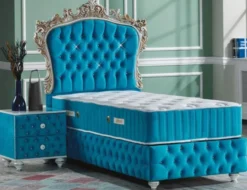 Casa Padrino Barock Schlafzimmer Set Türkis / Weiß / Silber / Antik Gold - Prunkvolles Einzelbett mit Nachttisch - Schlafzimmer Möbel im Barockstil