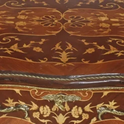 Casa Padrino Barock Schreibtisch Braun / Messingfarben 140 x 60 x H. 80 cm - Handgefertigter Massivholz Bürotisch mit 3 Schubladen und massiven Metallapplikationen - Barock Büro Möbel