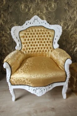 Casa Padrino Barock Sessel King im Antik Stil, Gold Muster auf Weiß, 85 x 85 x H. 120 cm