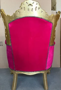 Casa Padrino Barock Sessel Pink / Gold - Handgefertigter Massivholz Wohnzimmer Sessel - Antik Stil Wohnzimmer Sessel - Wohnzimmer Möbel im Barockstil - Barock Möbel