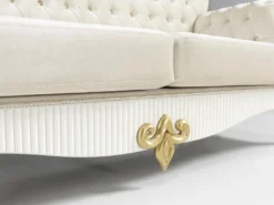 Casa Padrino Barock Sofa Creme / Weiß / Gold 224 x 83 x H. 112 cm - Wohnzimmer Sofa mit Glitzersteinen - Edle Barock Möbel