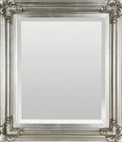 Casa Padrino Barock Spiegel Antik Silber 69 x H. 79 cm - Rechteckiger Wandspiegel im Barockstil - Prunkvoller Antik Stil Garderoben Spiegel - Barock Interior - Handgefertigte Barock Möbel