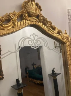 Casa Padrino Barock Spiegelkonsole mit Marmorplatte Gold / Creme - Prunkvolle Barock Konsole mit Spiegel - Garderoben Möbel Barockstil - Barock Möbel - Antik Stil Möbel - Edel & Prunkvoll