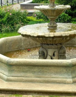 Casa Padrino Barock Springbrunnen Umrandung Antik Grau Ø 350 x H. 35 cm - Prunkvolle Gartenbrunnen Umrandung - Brunnen Umrandung - Prunkvolle Gartendeko im Barockstil