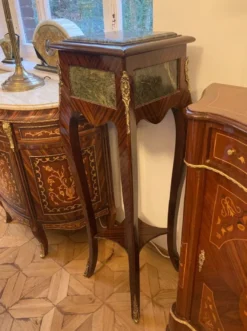 Casa Padrino Barock Säule Braun / Grün / Gold - Handgefertigter Antik Stil Massivholz Beistelltisch mit Marmorplatte - Wohnzimmer Möbel im Barockstil - Antik Stil Möbel - Barock Möbel
