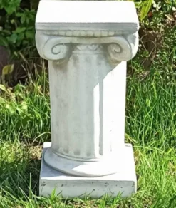 Casa Padrino Barock Säule Weiß / Grau 17 x 17 x H. 32 cm - Prunkvolle Gartensäule im Barockstil - Gartendeko Stein Säule - Barock Garten & Terrassen Deko Accessoires