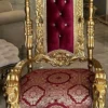 Casa Padrino Barock Thron Sessel mit Glitzersteinen und edlem Samtstoff Bordeauxrot / Gold - Prunkvoller Barockstil Königssessel - Barockstil Hochzeitssessel - Barock Riesensessel - Barock Möbel