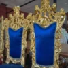 Casa Padrino Barock Thron Stuhl Royalblau / Gold - Handgefertigter Hochlehn Esszimmer Stuhl mit Samtstoff - Barock Esszimmer Möbel