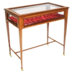 Casa Padrino Barock Vitrine Braun / Bordeauxrot / Messing - Handgefertigter Massivholz Schaukasten mit aufklappbarem Deckel und Samtstoff - Barock Möbel