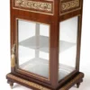 Casa Padrino Barock Vitrine im Antik Stil - Dunkelbraun / Creme / Gold - 43 x 33 x H. 78 cm