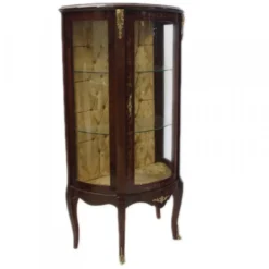 Casa Padrino Barock Vitrine Mahagonibraun mit goldfarbenem Stoff - 70 x 40 x 135 cm