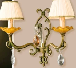 Casa Padrino Barock Wandleuchte Kupfermessing B. 42 x T. 35 cm 2-flammig - Handgefertigte Leuchte aus Italien - Barock Leuchten