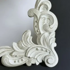Casa Padrino Barock Wandspiegel im Antik Stil Weiß 92 x 110 cm - Prachtvoller Spiegel mit aufwendigen Verzierungen