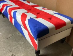 Casa Padrino Chesterfield Sitzbank mit England UK Flagge 160 x 65 x H. 43 cm - Chesterfield Wohnzimmer Bank - Chesterfield Wohnzimmer Möbel