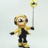 Casa Padrino Deko Figur Astronaut mit Ballon Gold / Schwarz H. 48 cm - Deko Skulptur