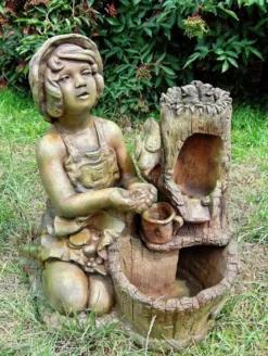 Casa Padrino Deko Gartenbrunnen Grün / Braun H. 59 cm - Luxus Kunststein Brunnen