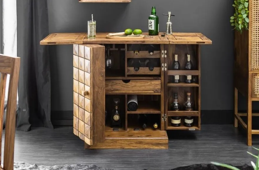 Casa Padrino Designer Barschrank Naturfarben / Braun 65-130 x 50 x H. 90 cm - Moderner Massivholz Weinschrank mit 2 Türen und Schublade - Barmöbel