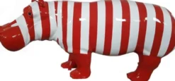Casa Padrino Designer Dekofigur Nilpferd mit Streifen Rot / Weiß 180 x H. 79 cm - Deko Skulptur - Riesige Gartenfigur - Gartendekoration