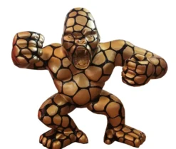 Casa Padrino Designer Deko Skulptur Gorilla Affe Gold / Schwarz 80 x 40 x H. 70 cm - Wetterbeständige Dekofigur - Garten Terrassen Deko