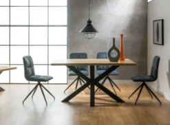 Casa Padrino Designer Massivholz Esstisch Naturfarben / Schwarz - Verschiedene Größen - Küchentisch mit massiver Eichenholz Tischplatte - Küchen Möbel