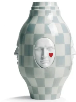 Casa Padrino Designer Porzellan Vase Weiß / Grau / Rot Ø 31 x H. 52 cm - Handgefertigte & Handbemalte Luxus Dekoration