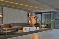 Casa Padrino Designer Sofa Grau 315 x 82 x H. 70 cm - Wohnzimmer Sofa - Loft Sofa - Hotel Sofa - Lobby Sofa - Luxus Qualität