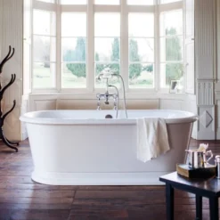 Casa Padrino freistehende Badewanne Modell BLonR im Retro Design Weiß 1800 x 850 x 640 mm